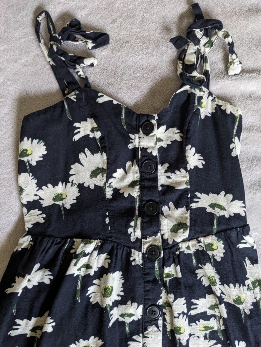 *2/$30* Urban Outfitters Daisy Dress - Picture 2 of 8